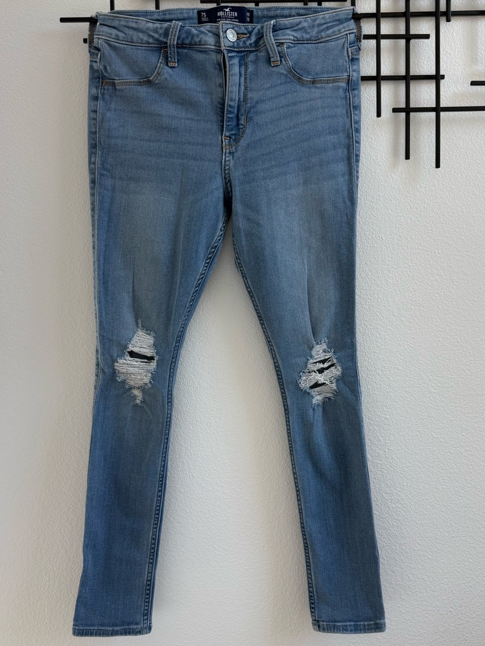 Hollister Light Wash Distressed Mid-Rise Jegging Jeans Women’s 7S W28 L26